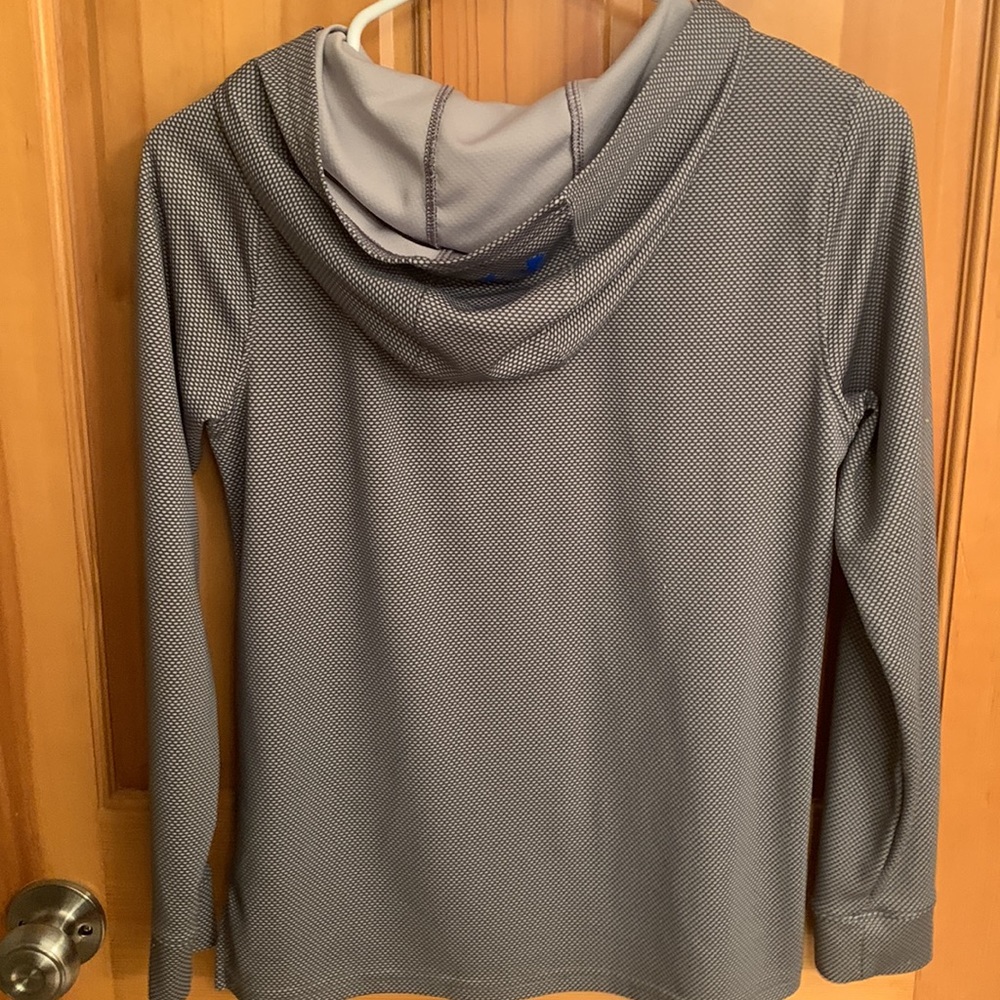 Boys Youth XL long sleeve hooded shirt (not a sweatshirt) Gray and Blue - Picture 2 of 3